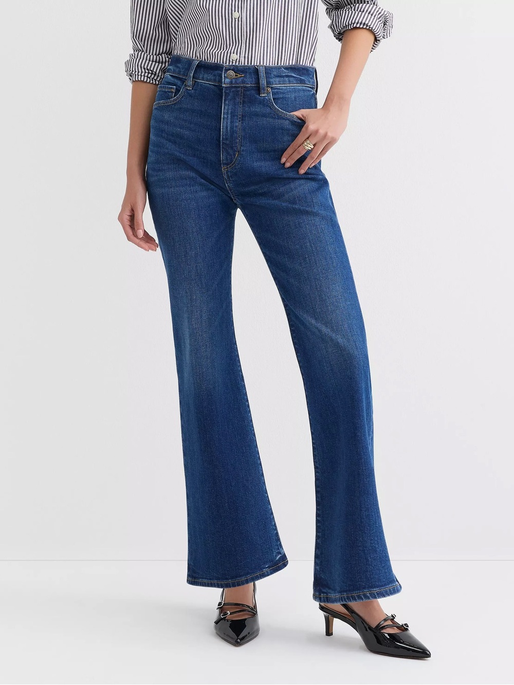 Loft Relaxed Flare Fit Jeans | Medium Blue Denim | 31/12